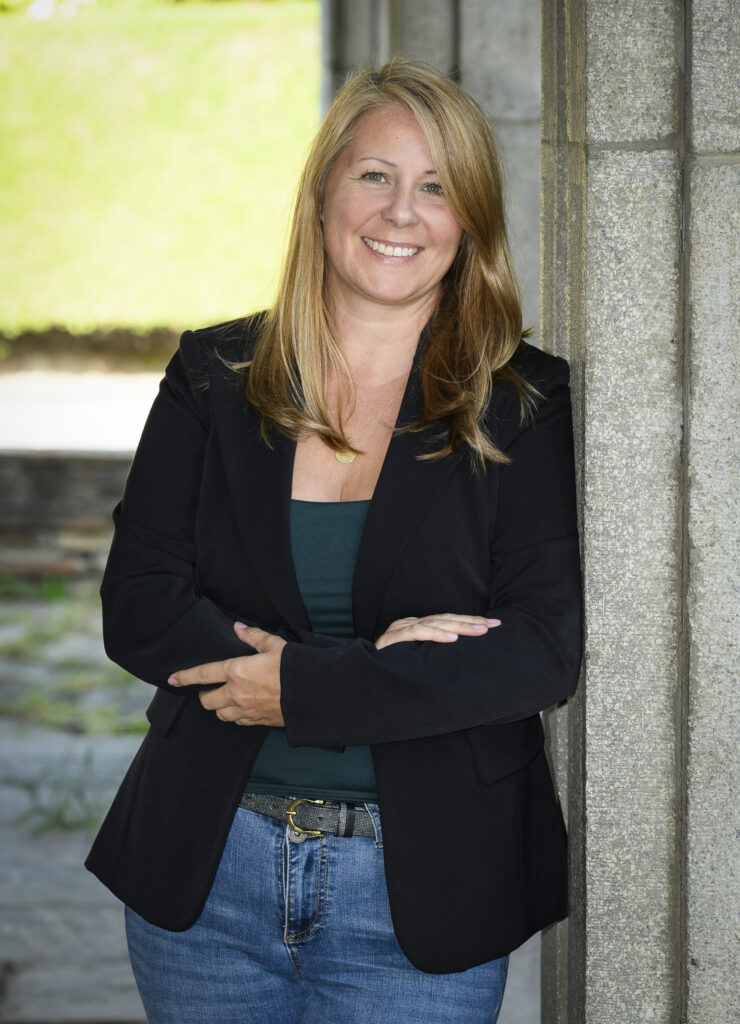 Angelika Oswald