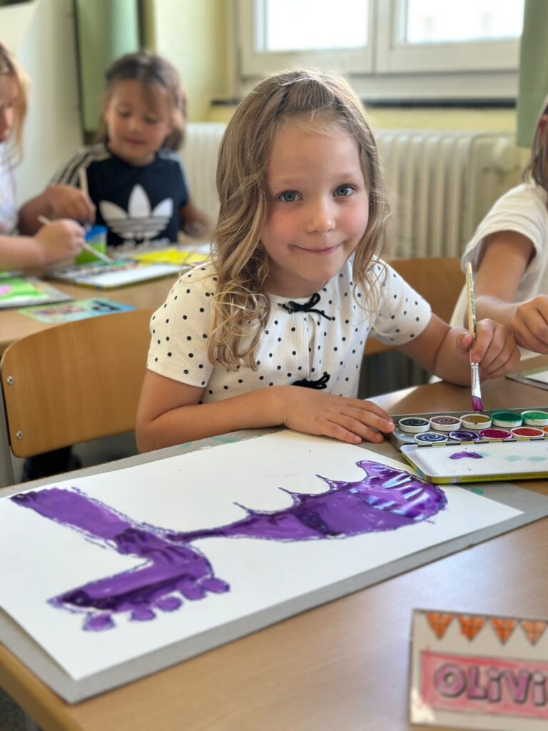 Erste Zeichenstunde in der 1b